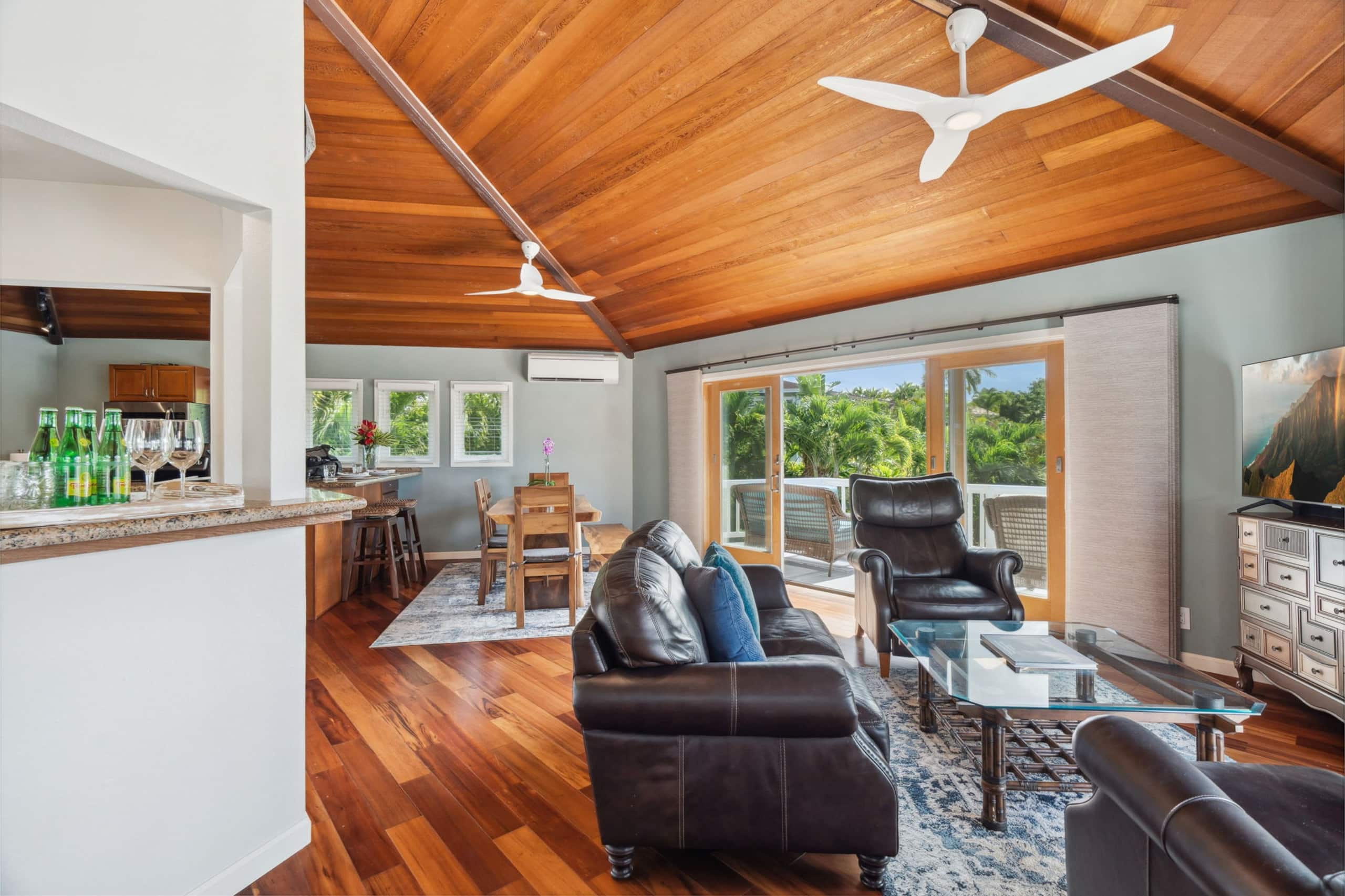 Home in Princeville · ★4.25 · 3 bedrooms · 3 beds · 3.5 baths - Image 6