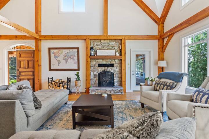 Nomadics Vacation Rentals managed Airbnb listing 3