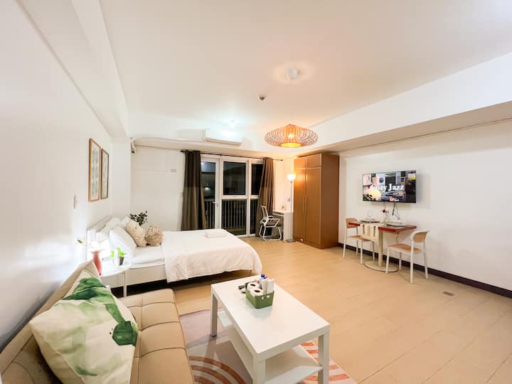 Modern Bgc Stay At Venice Residences #Vlrtc29h - Taguig