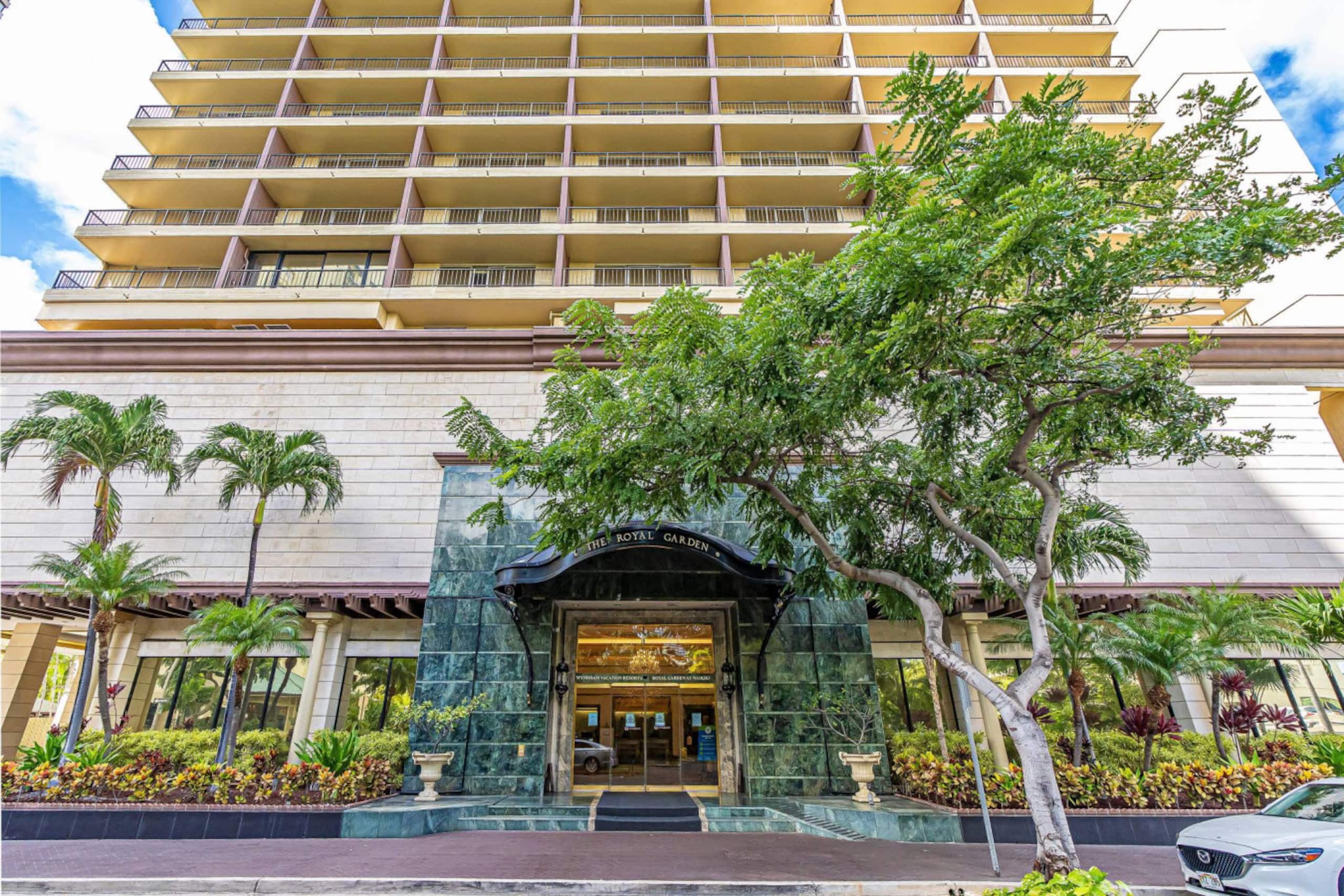 Honu Hale Waikiki: 2BDR  Spacious Panoramic View - Image 48