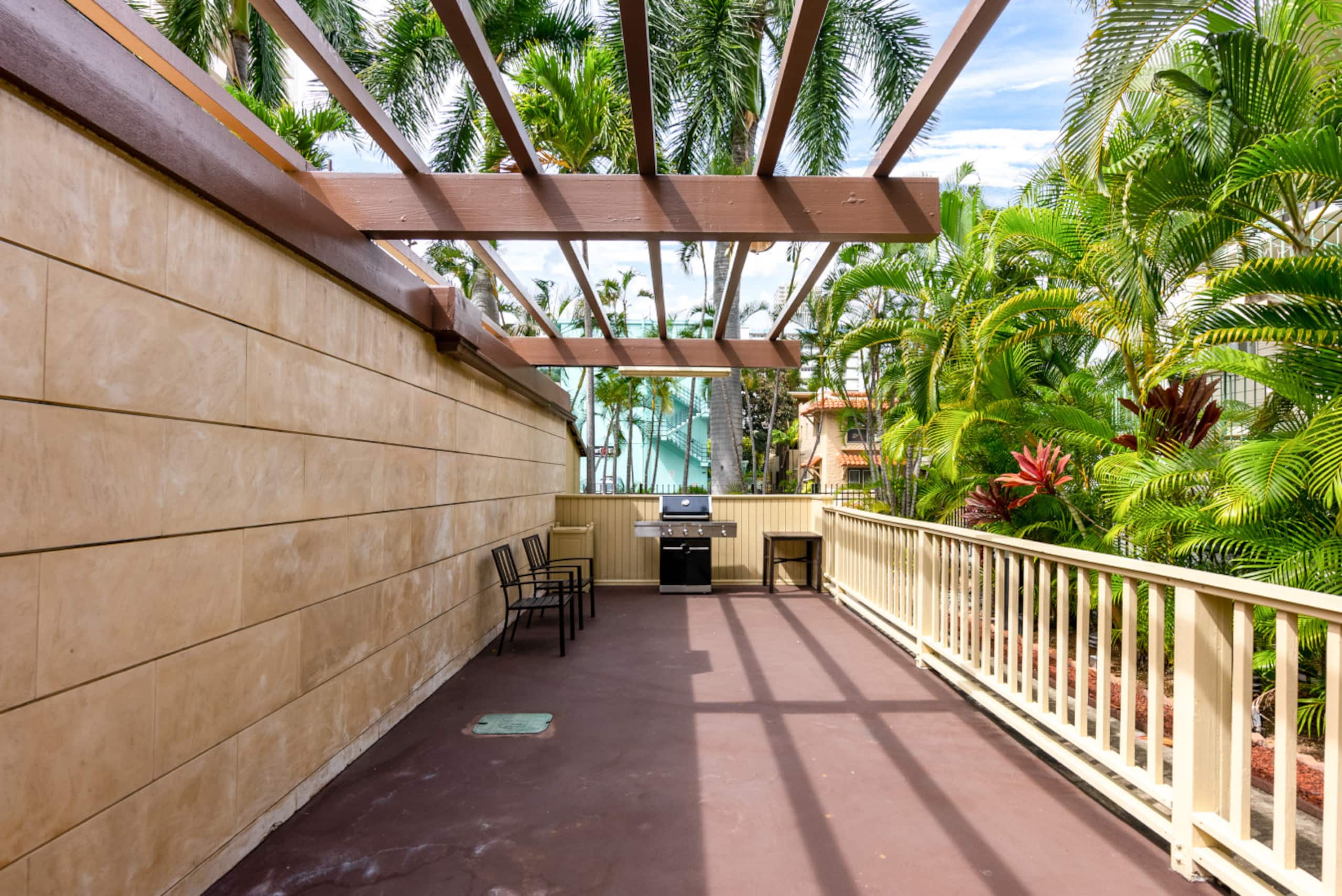 Honu Hale Waikiki: 2BDR  Spacious Panoramic View - Image 33