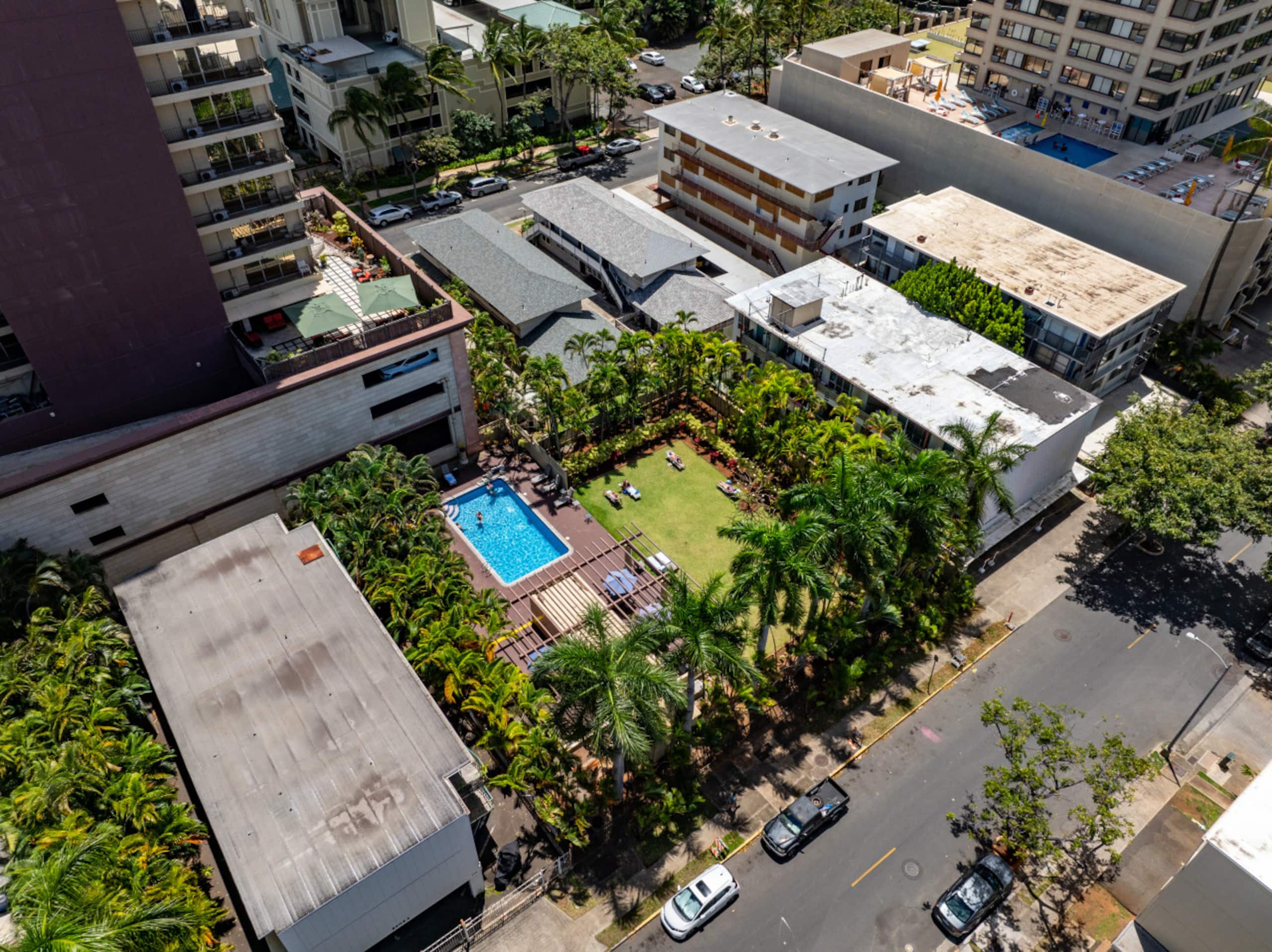 Honu Hale Waikiki: 2BDR  Spacious Panoramic View - Image 51