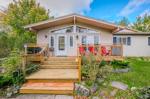 Blue Horizon: Sauna Retreat