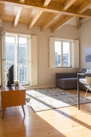 Oporto Trendy Apartments managed Airbnb listing 3
