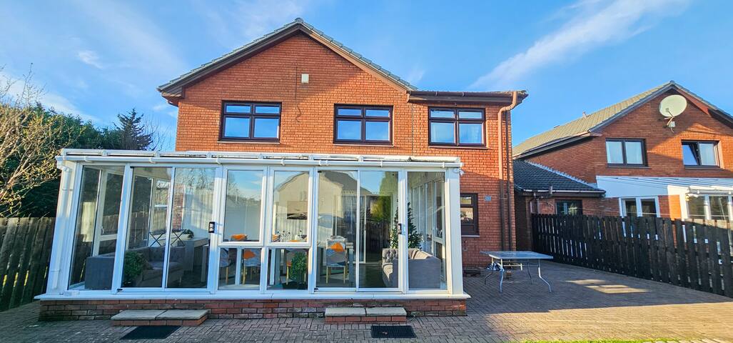 Duddingston 9 Bedroom House – Edinburgh gallery image 2