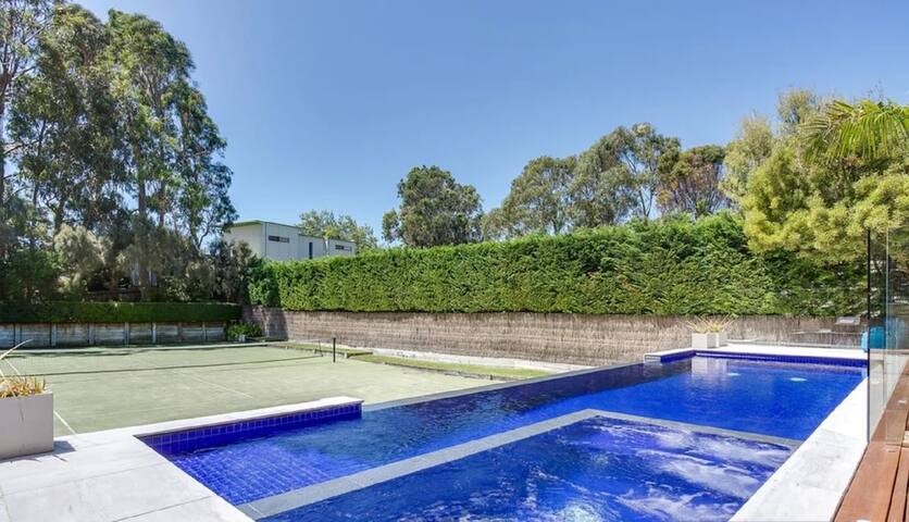 Seabird Oasis gallery image 2