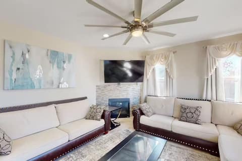 King Beds Castle | Air Hockey | Room TVs | Firepit