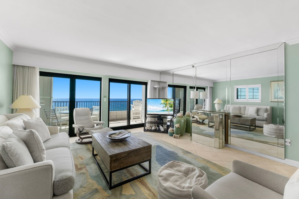 Successful Airbnb property: Destin 30-Foot Oceanfront Balcony |Oceanfront Pool in Crestview / Fort Walton Beach / Destin