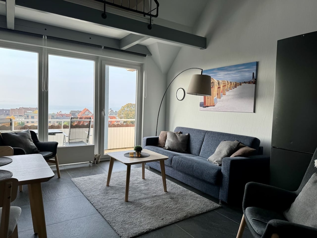 Popular Airbnb listing: Maisonette in front of Laboe in Laboe
