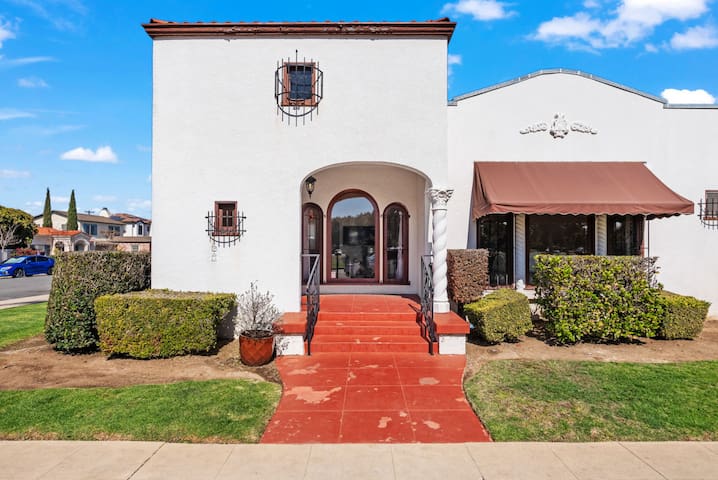 Parkside by Coastline Vacation Rentals