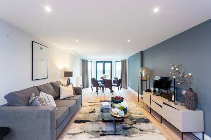 3 Bedroom Deluxe Apartment Near Hyde Park & the Mu gallery image 3