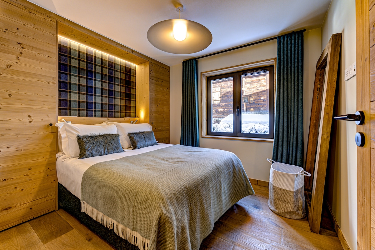 Sovrum 4, dubbelrum med eget badrum