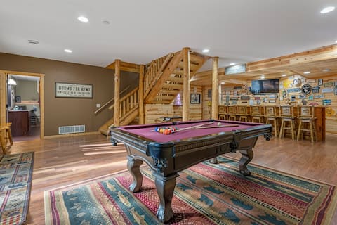 Castle Rock Lake-Games-Bar-Fireplaces & Fire Pits