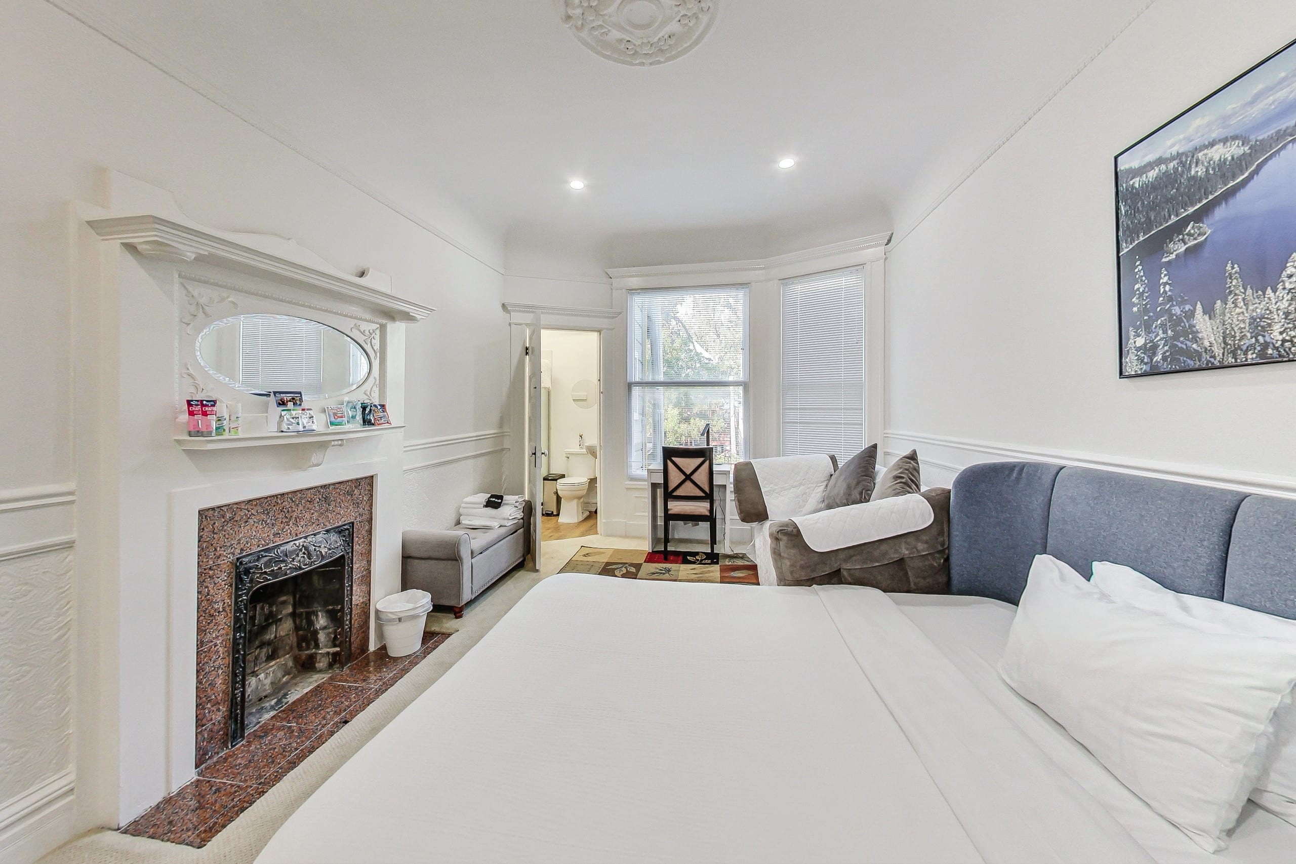 Home in San Francisco · ★5.0 · 5 bedrooms · 5 beds · 1.5 baths - Image 30