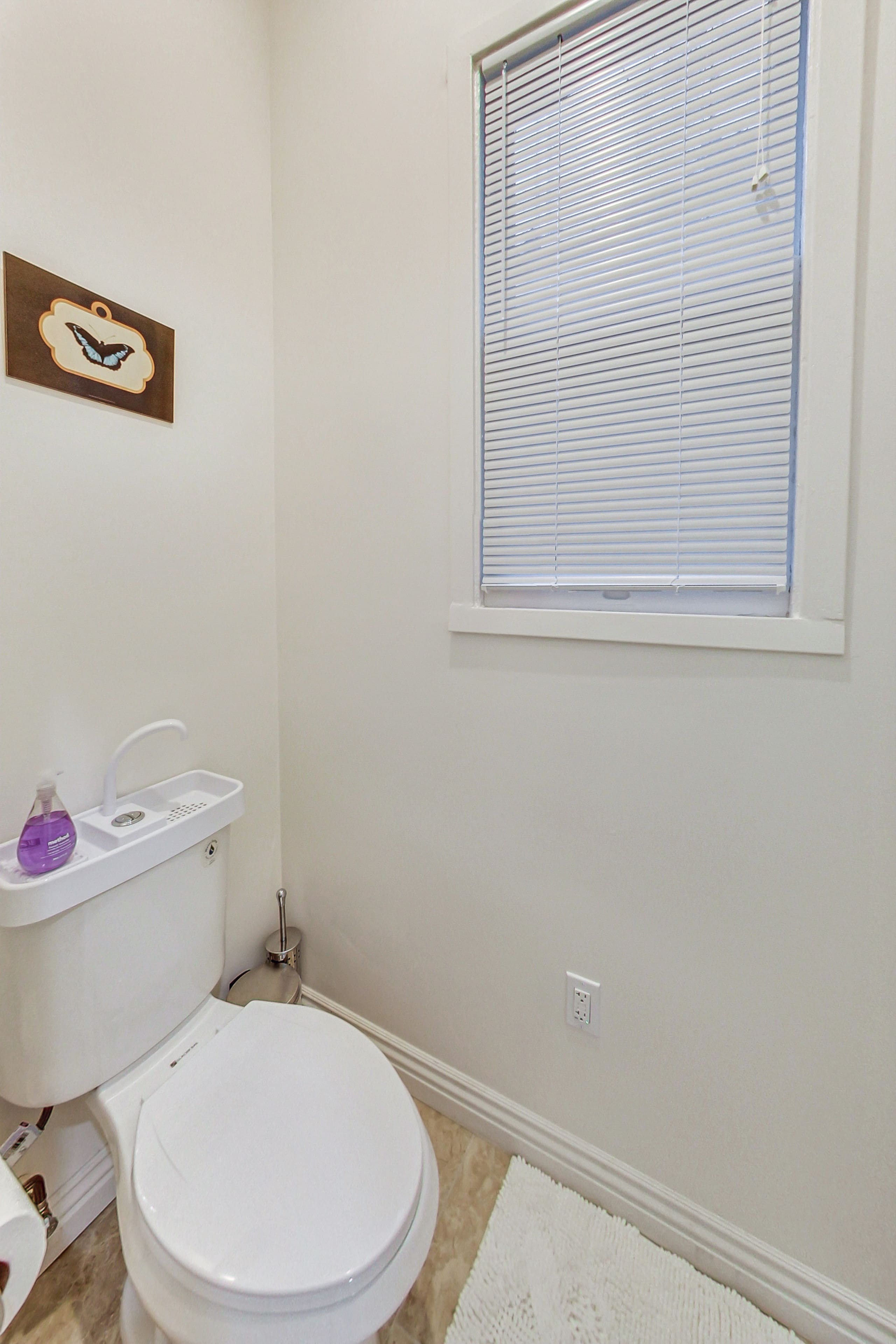 Home in San Francisco · ★5.0 · 5 bedrooms · 5 beds · 1.5 baths - Image 29