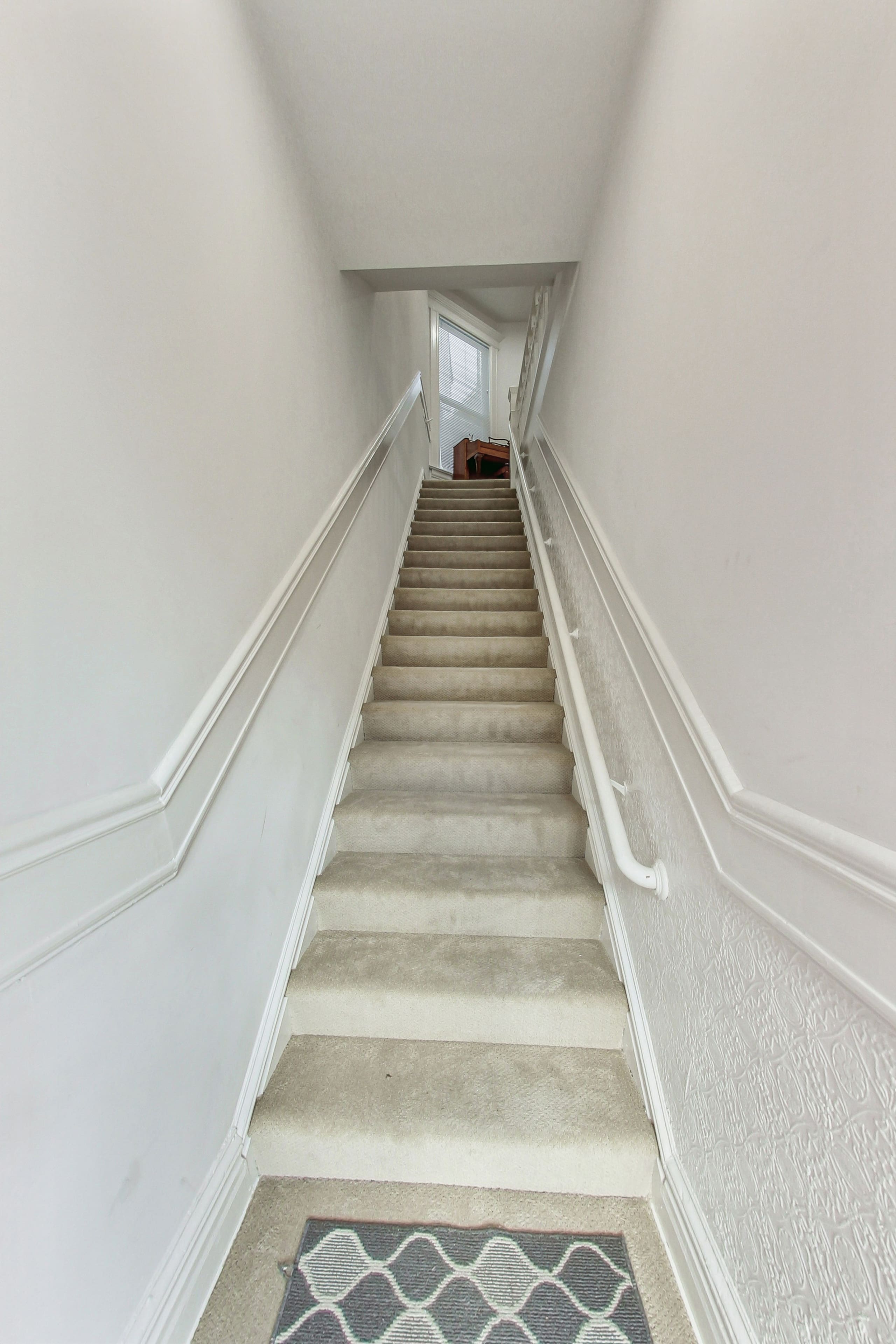 Home in San Francisco · ★5.0 · 5 bedrooms · 5 beds · 1.5 baths - Image 9