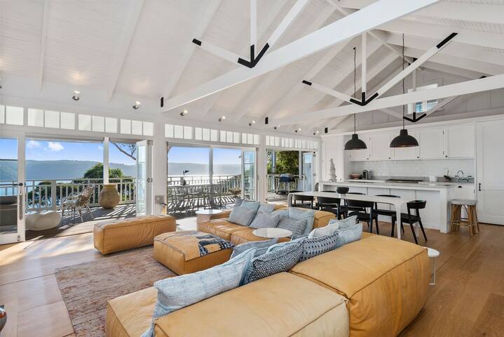 Sapphire by Palm Beach Holiday Rentals gallery image 4