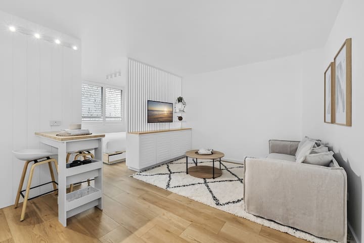 Studio3: Chic Bondi Abode With Pool & A/c - Sydney