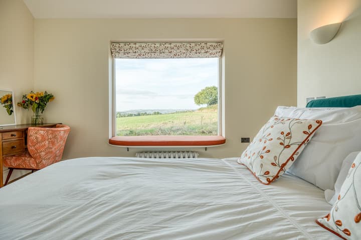 Rich Hall Photography_Cider Barn -95 (1)