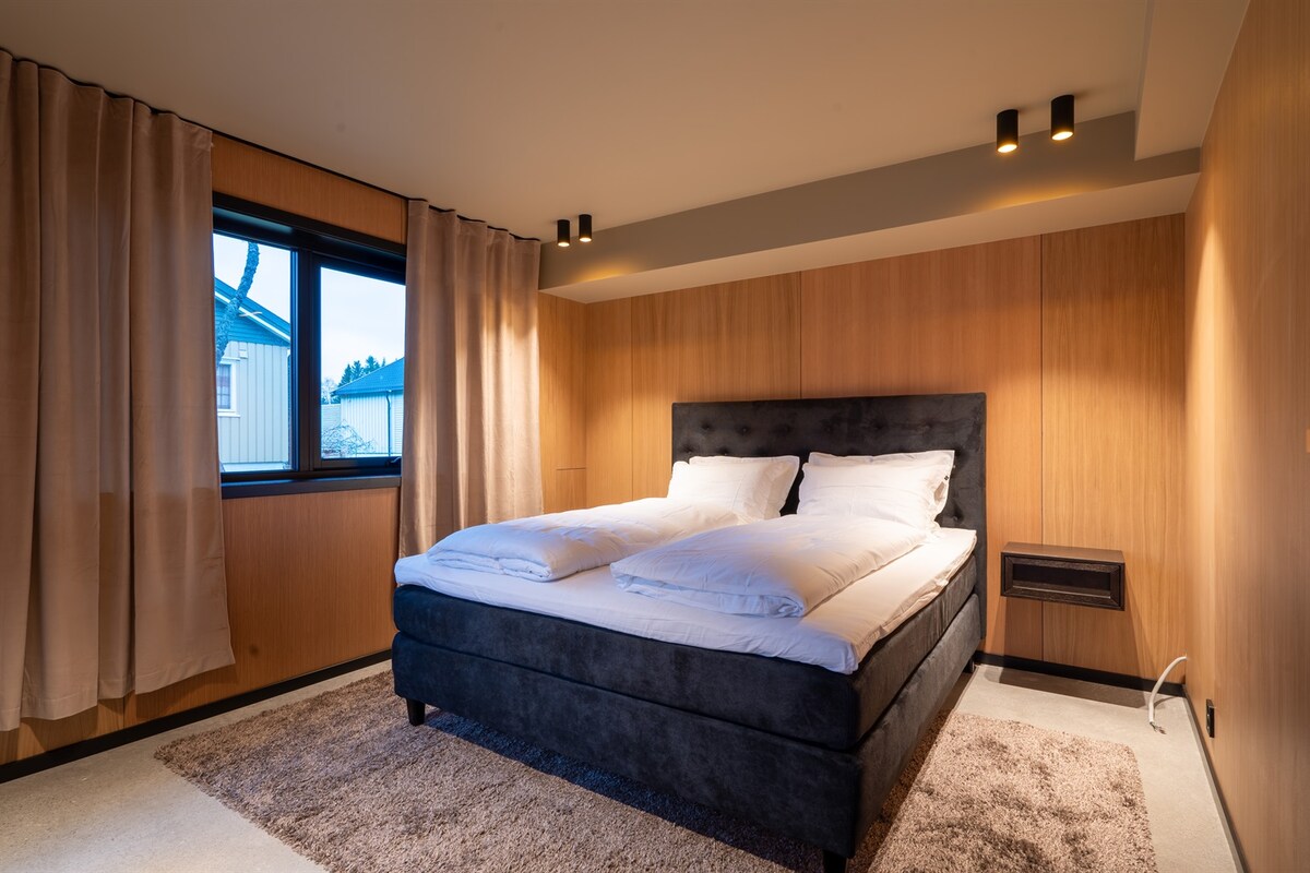 ห้องนอน 1 พร้อมเตียงคิงไซส์