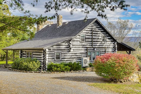 Mtn-View Mifflintown Cabin Near Hiking Trails!