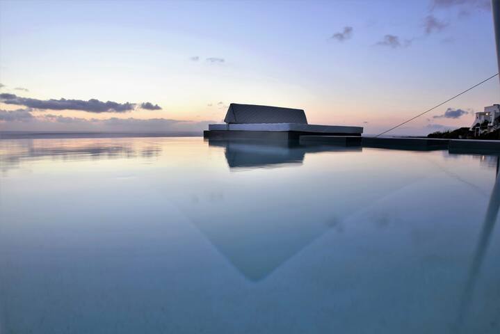 Sunrise Villa private plunge pool by Horizon Hills gallery image 4