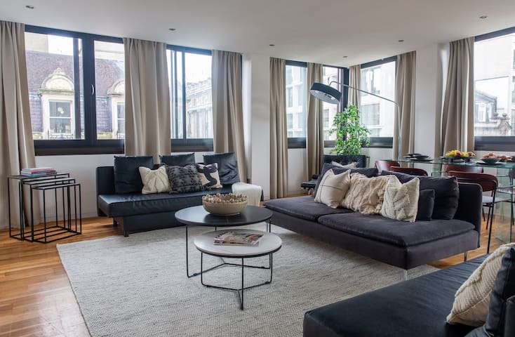 Huge Apartment on Oxford Street- Central London