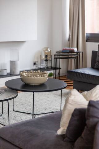 Huge Apartment on Oxford Street- Central London gallery image 4