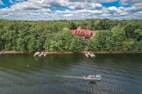 Close to Wisp! Huge, Stunning, Iconic Lake House!
