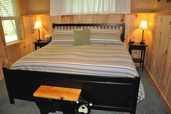 Toccoa FishTrap|King Master Suite|Enchanted Mountain Retreats