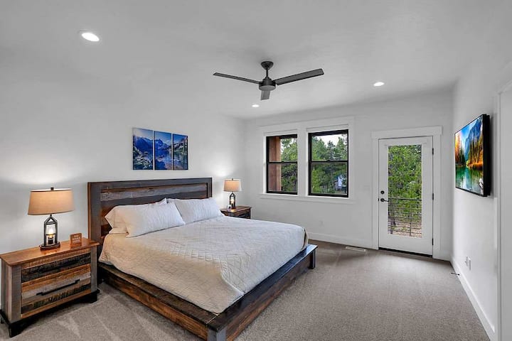 Ლუქს-კლასის მასტერ ლუქსი – საწოლი, ცალკე პატიო და ხედები