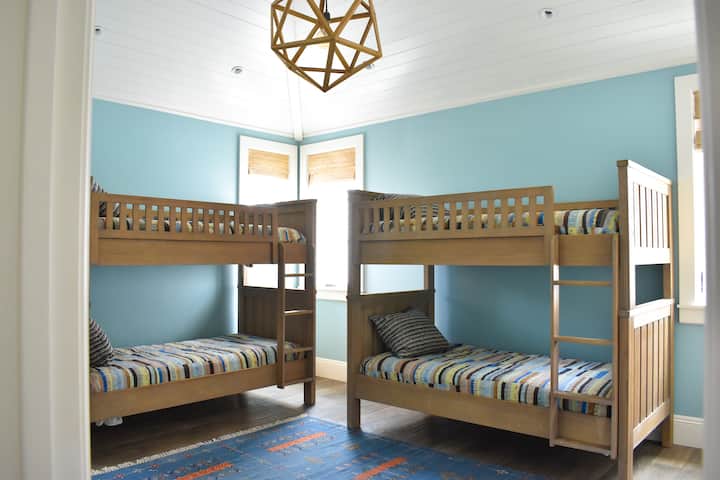 Dormitorio 5 literas.