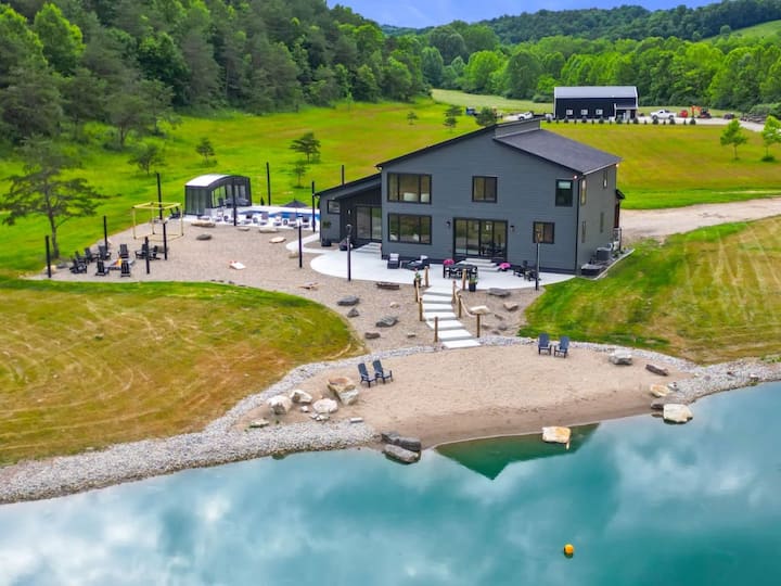 Hocking Hills-Year-Round Pool+Movie Theater+Trails