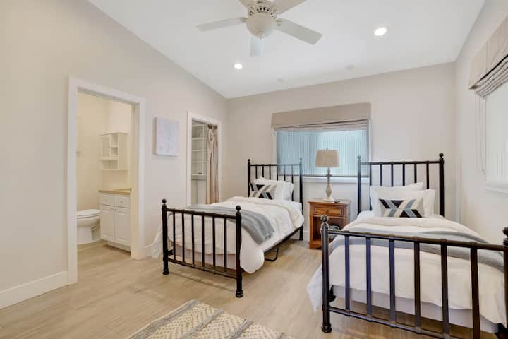 غرفة نوم 3 توأم