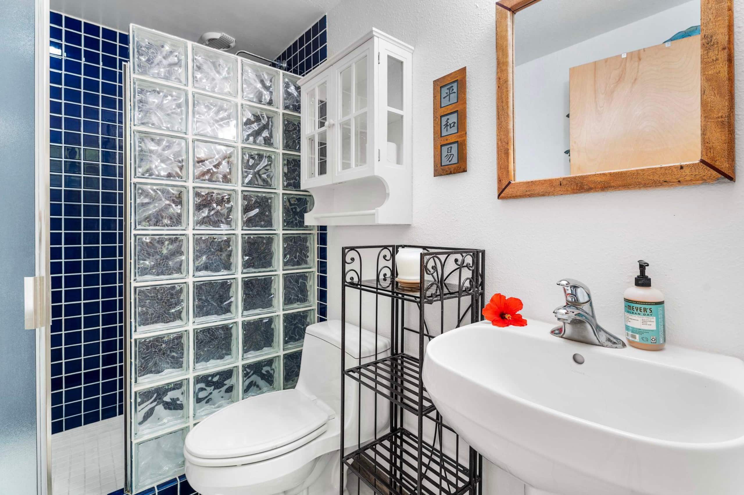 Condo in Kailua-Kona · ★4.7 · 1 bedroom · 2 beds · 1 private bath - Image 16