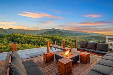 Luxury Smoky Mtn Cabin | Infinity Pool & Views