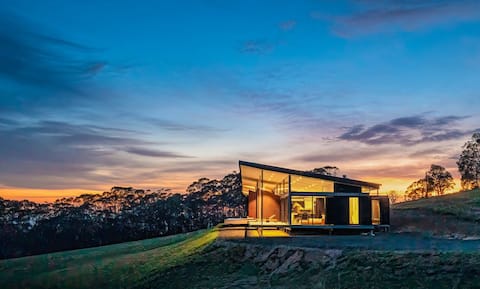 Mountain Top Bilpin, Long House Isyd
