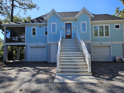 New Four Bedroom, 4.5 Bath, Pool & Elevator