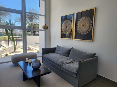 1-bed with parking and coworking · Costanera