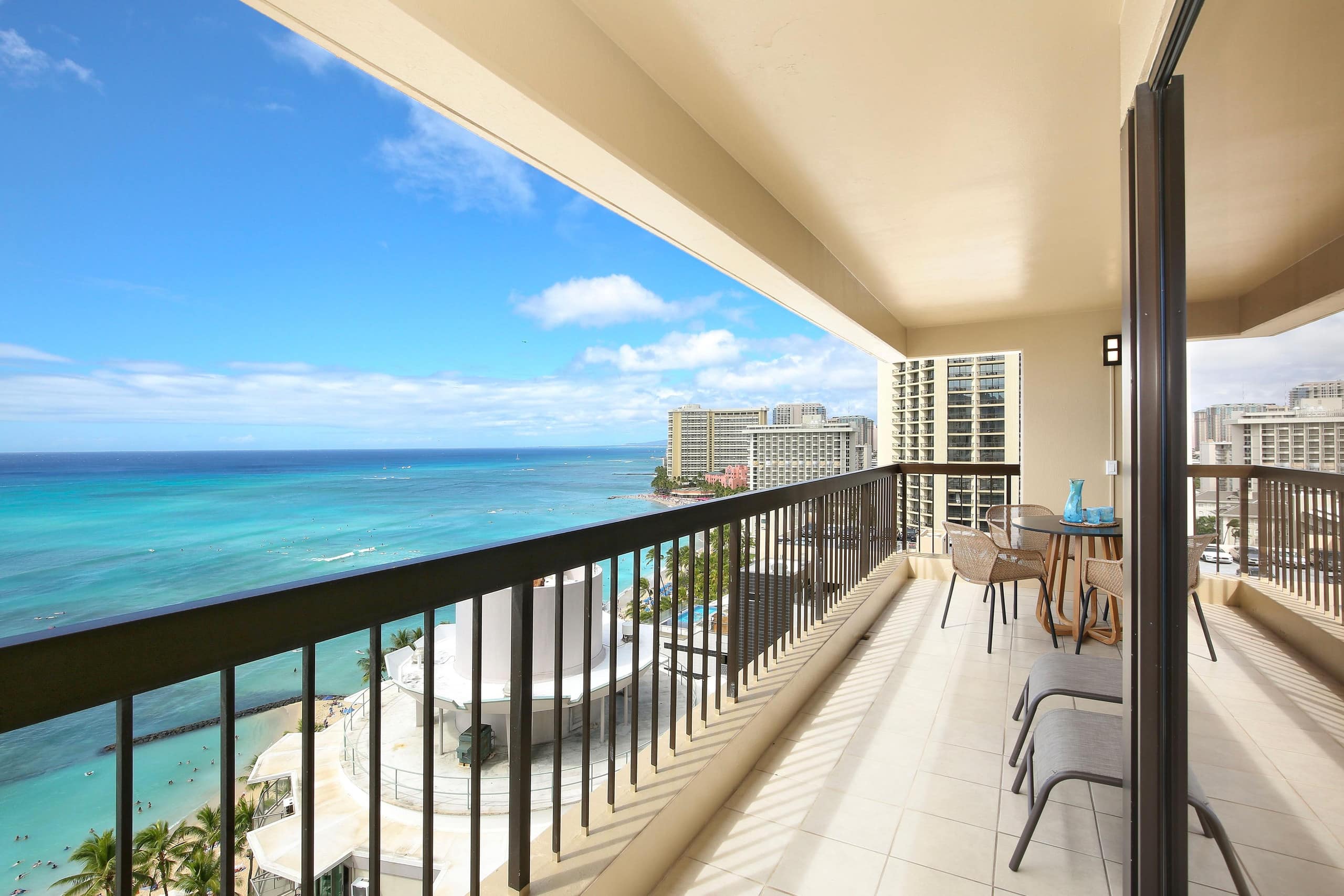 Luxury full ocean view at Waikiki Beach Tower 2003 - Image 32