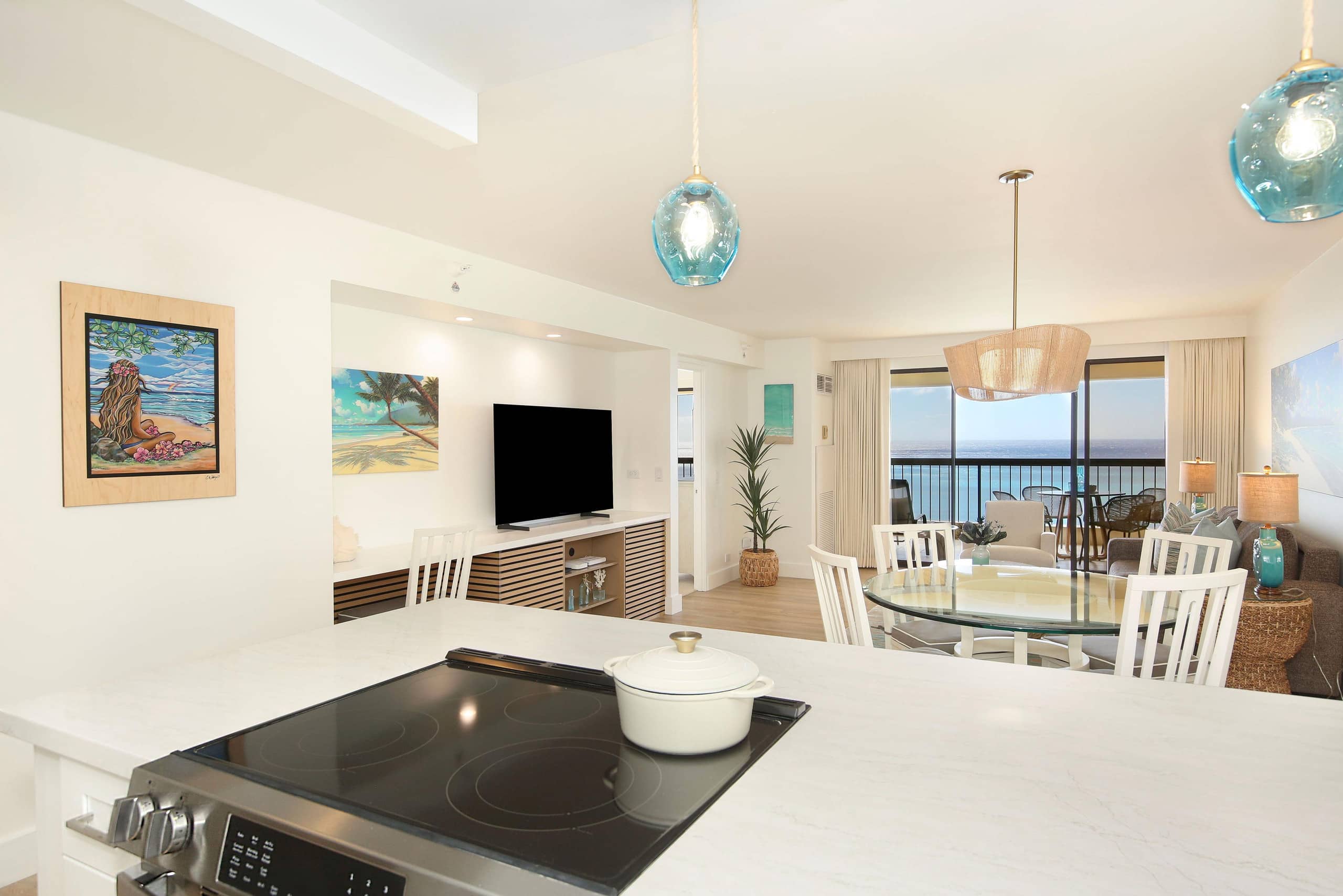 Luxury full ocean view at Waikiki Beach Tower 2003 - Image 12