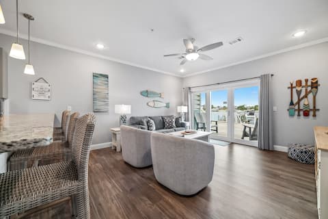 Pescador Landing A4 | Walk to Florabama