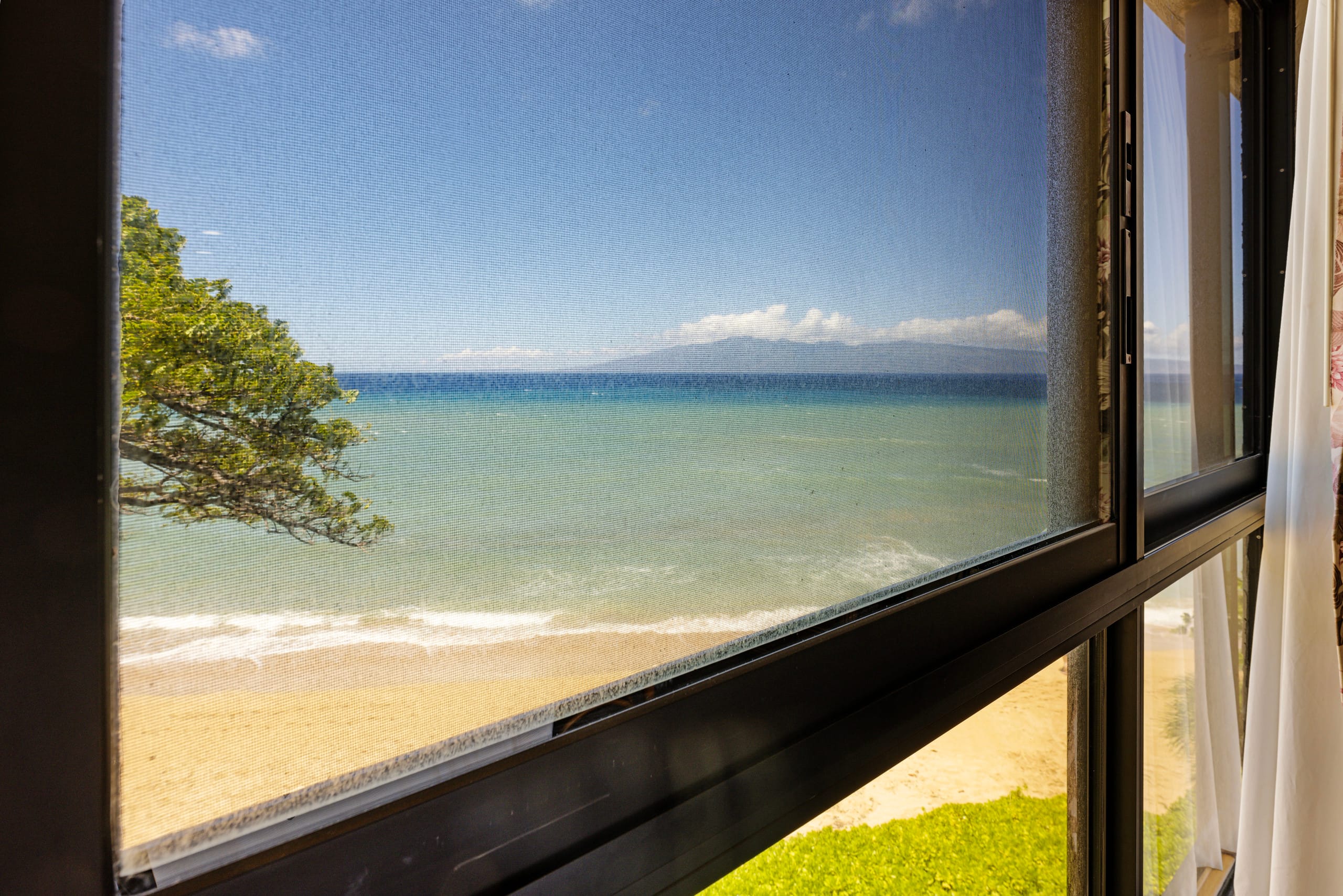 Home in Lahaina · ★4.95 · 3 bedrooms · 5 beds · 2 private baths - Image 30