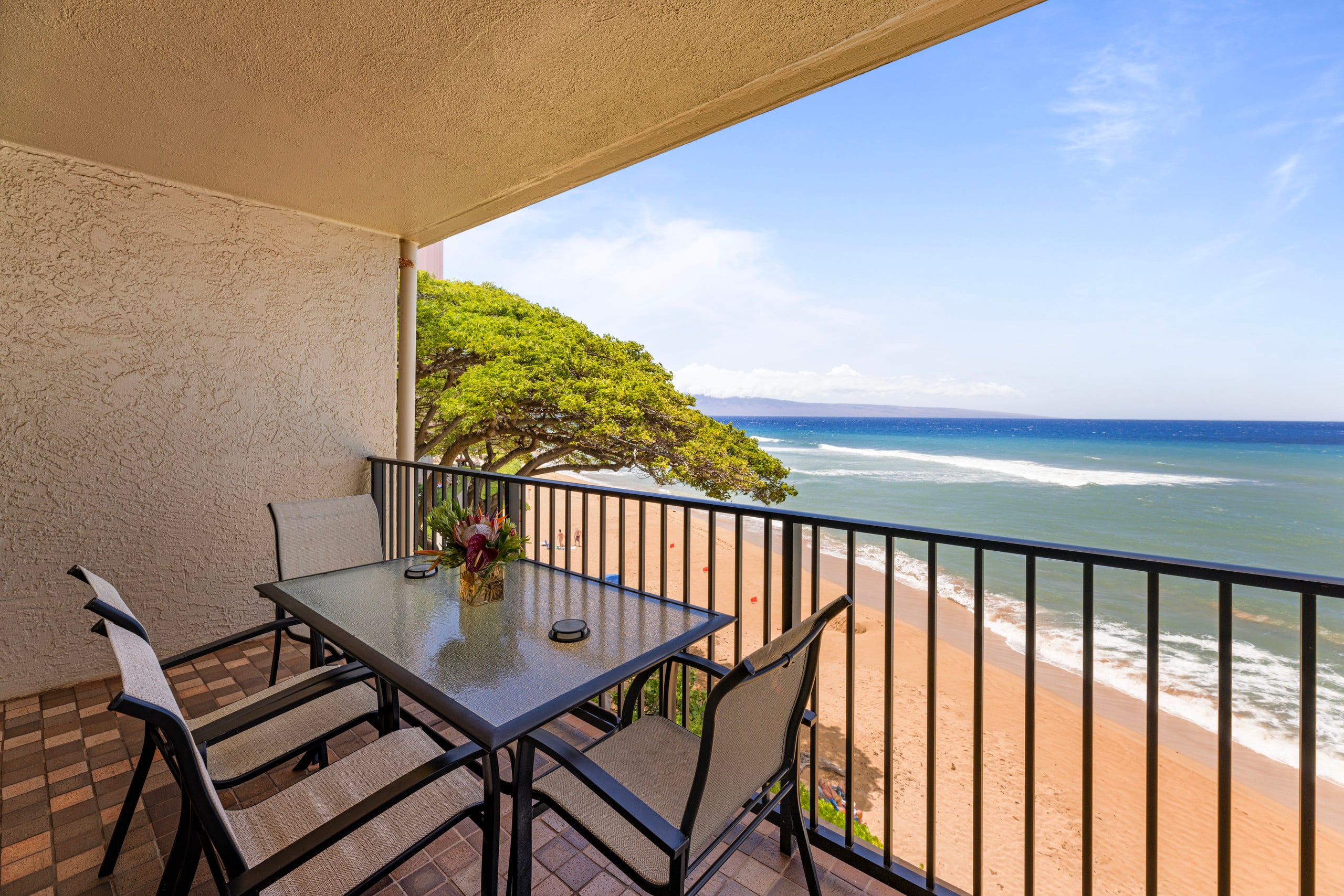Home in Lahaina · ★4.95 · 3 bedrooms · 5 beds · 2 private baths - Image 53