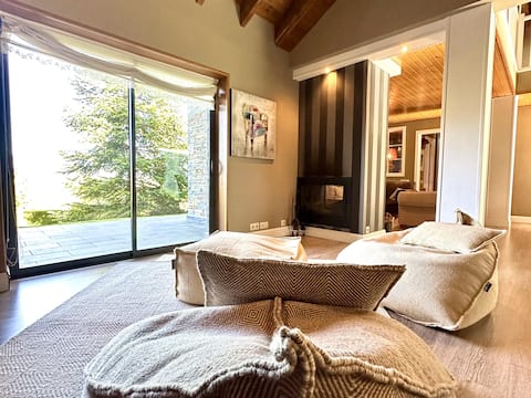 Mas Can Serra, home to Queixans