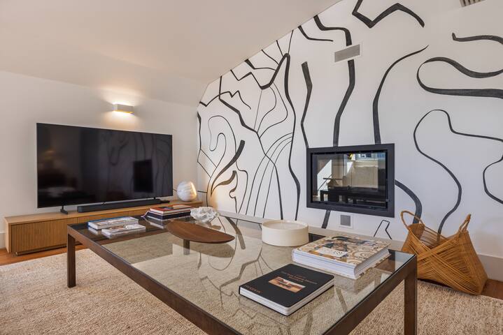 Tagus Riverview Penthouse gallery image 3