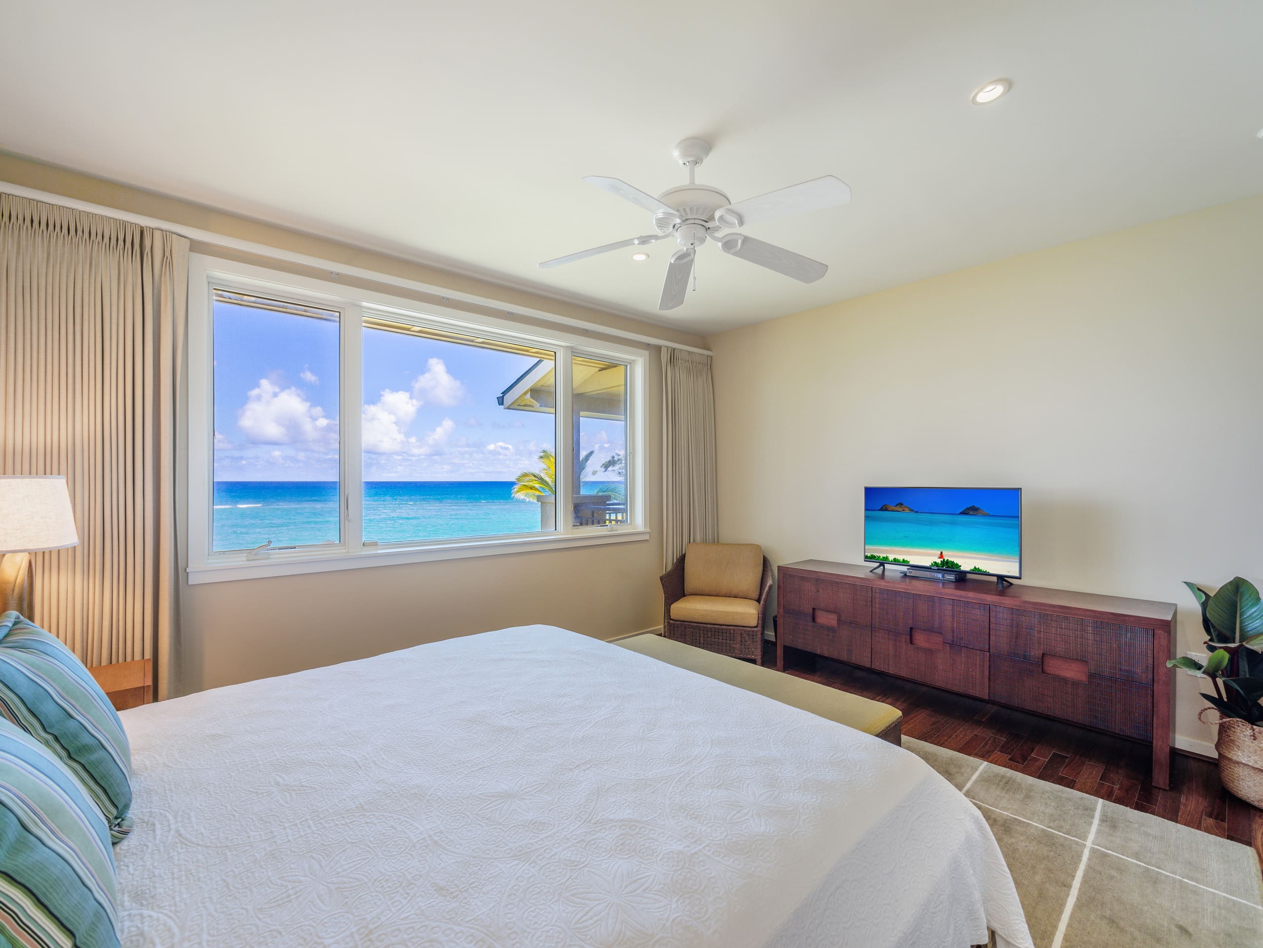 Villa in Kahuku · ★4.96 · 4 bedrooms · 5 beds · 3 private baths - Image 15