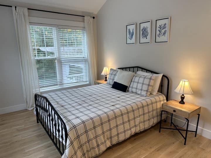 Dhoma e gjumit 4  - krevat dopio "queen"