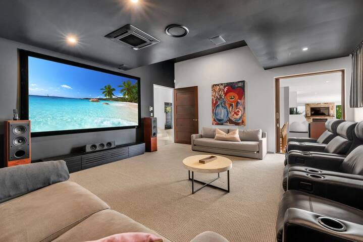 Villa 8 The Lakes gallery image 5