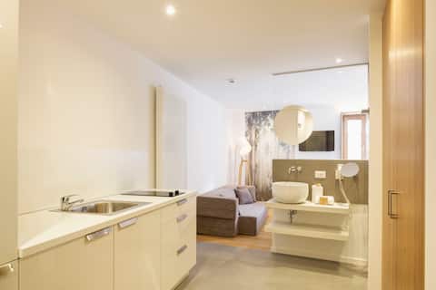 Chic & Spacious Alpine Escape